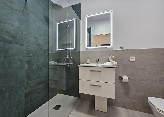 Fantastico Victoria Апартаменти *